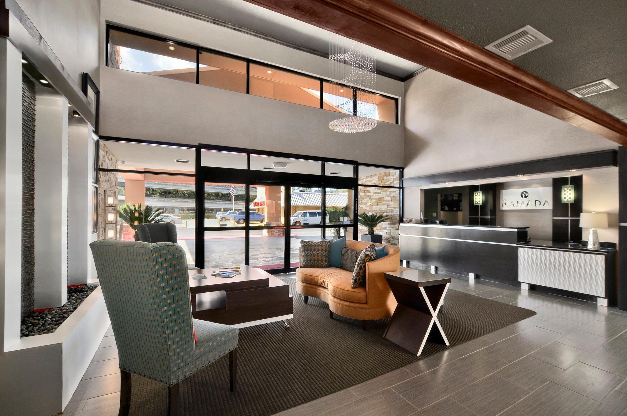Ramada By Wyndham Houston Intercontinental Airport South Hotel Buitenkant foto
